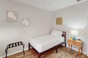 8550 Sparkling Springs Dr, Houston, TX 77095 - Photo 22