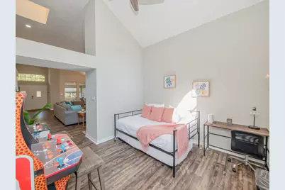 8550 Sparkling Springs Drive, Houston, TX 77095 - Photo 8