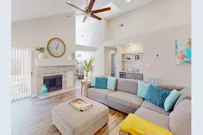 8550 Sparkling Springs Drive, Houston, TX 77095 - Photo 4