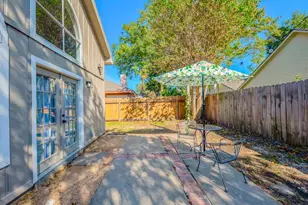 8550 Sparkling Springs Dr, Houston, TX 77095 - Photo 26