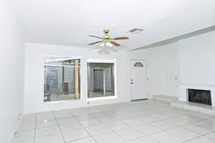 10920 Village Bend Ln, Houston, TX 77072 - Photo 8