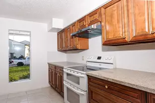 10920 Village Bend Ln, Houston, TX 77072 - Photo 6