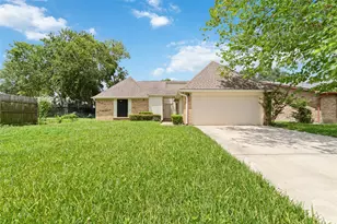 14210 Swanfield Dr, Houston, TX 77083 - Photo 2