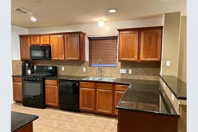10806 Tobar Falls Circle, Houston, TX 77064 - Photo 10