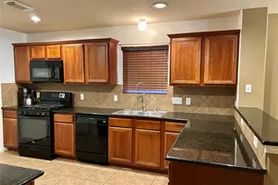 10806 Tobar Falls Cir, Houston, TX 77064 - Photo 10