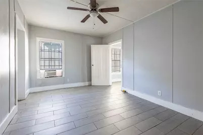 1509 J H Clouser Street, Galveston, TX 77550 - Photo 8