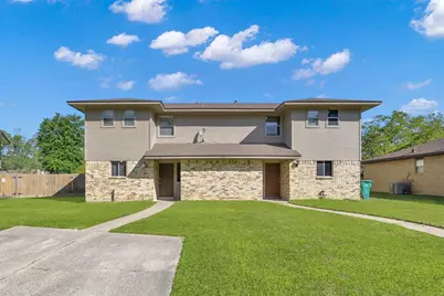 1603 Hazelwood Street Street #B, Conroe, TX 77301 - Photo 2