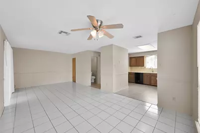 1603 Hazelwood Street Street #B, Conroe, TX 77301 - Photo 6