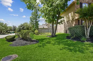 115 Black Swan Pl, The Woodlands, TX 77354 - Photo 4