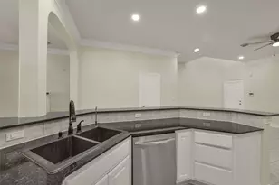 2847 Misty Heath Ln, Houston, TX 77082 - Photo 14