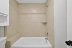 889 Chas Ln, Houston, TX 77091 - Photo 22