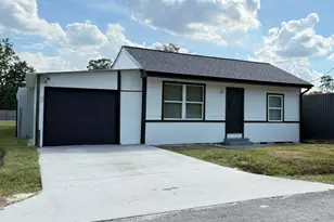 889 Chas Ln, Houston, TX 77091 - Photo 32