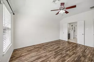 7315 Lyndhurst Village Ln, Spring, TX 77379 - Photo 4