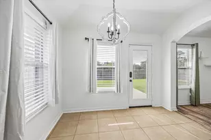 7315 Lyndhurst Village Ln, Spring, TX 77379 - Photo 10