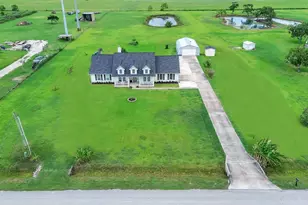 7829 N Humble Camp Rd, Texas City, TX 77539 - Photo 2