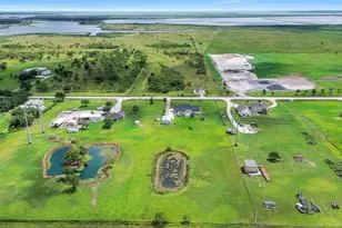 7829 N Humble Camp Rd, Texas City, TX 77539 - Photo 34