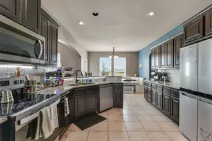 7829 N Humble Camp Rd, Texas City, TX 77539 - Photo 10