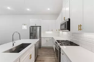 4605 Lavatera St, Houston, TX 77018 - Photo 18