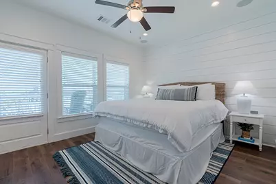 11642 Sea Butterfly, Galveston, TX 77554 - Photo 18