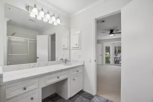 800 Country Pl Dr, Houston, TX 77079 - Photo 20