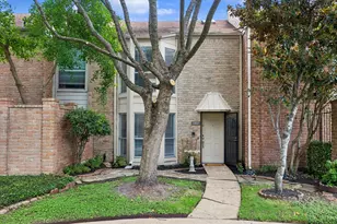 800 Country Pl Dr, Houston, TX 77079 - Photo 4
