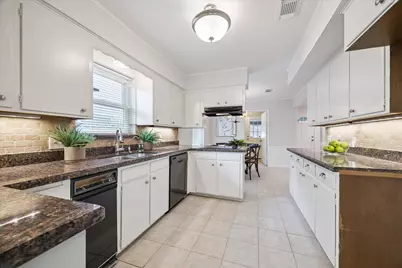 13914 Myrtlea Drive, Houston, TX 77079 - Photo 6