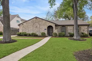 13914 Myrtlea Dr, Houston, TX 77079 - Photo 1
