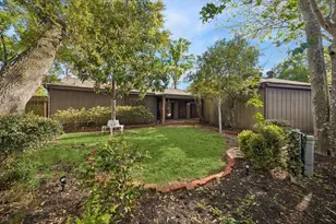 13914 Myrtlea Dr, Houston, TX 77079 - Photo 22