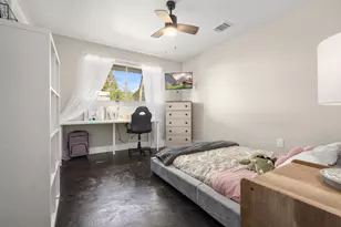 910 Brook Forest Ct, Conroe, TX 77385 - Photo 22