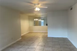 9797 Leawood Blvd, Houston, TX 77099 - Photo 6