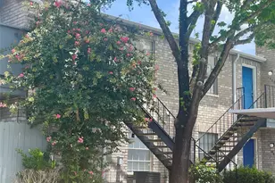 9797 Leawood Blvd, Houston, TX 77099 - Photo 1