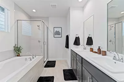 1013 Erin Street #T, Houston, TX 77009 - Photo 20