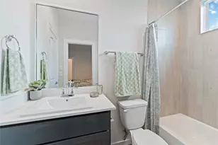 1013 Erin St, Houston, TX 77009 - Photo 14