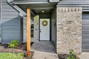 2613 7th Ave N, Texas City, TX 77590 - Photo 2