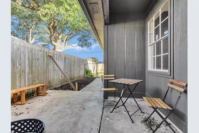 2613 7th Avenue N, Texas City, TX 77590 - Photo 24