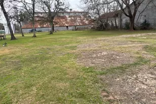 412 Williams St, Sealy, TX 77474 - Photo 1