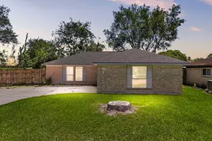 3213 Wavecrest St, League City, TX 77573 - Photo 1