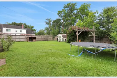 2713 Cos Street, Liberty, TX 77575 - Photo 32