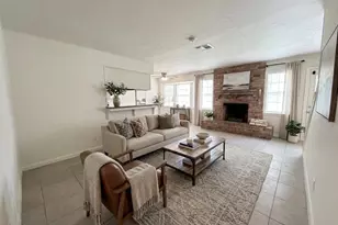 9706 Crestdale Cir, Houston, TX 77080 - Photo 2