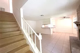 9706 Crestdale Cir, Houston, TX 77080 - Photo 16