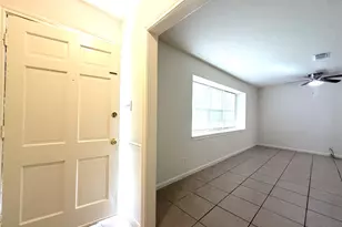 9706 Crestdale Cir, Houston, TX 77080 - Photo 12