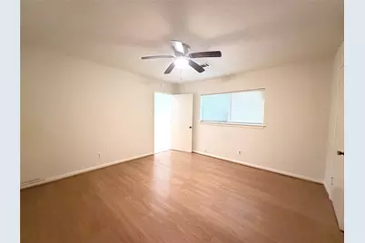 9706 Crestdale Circle, Houston, TX 77080 - Photo 14