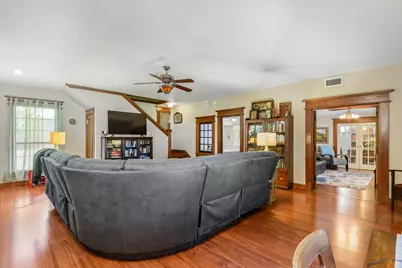 1021 Ave Avenue E, Bacliff, TX 77518 - Photo 12