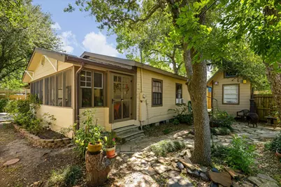 1021 Ave Avenue E, Bacliff, TX 77518 - Photo 8