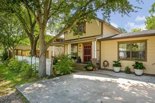 1021 Ave Ave E, Bacliff, TX 77518 - Photo 4