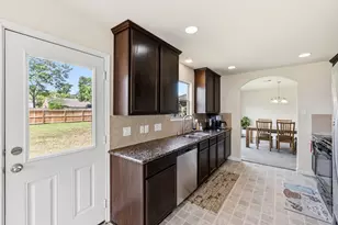 2623 Leopard Ct, Katy, TX 77449 - Photo 4