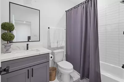 2409 Bevis Street, Houston, TX 77008 - Photo 10