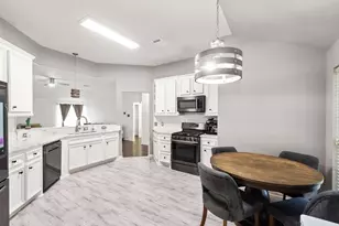 222 Doncaster St, Conroe, TX 77303 - Photo 12