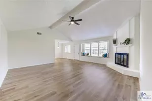 946 Three Forks Dr, Katy, TX 77450 - Photo 2