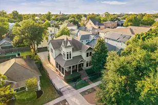 915 Oxford St, Houston, TX 77008 - Photo 6